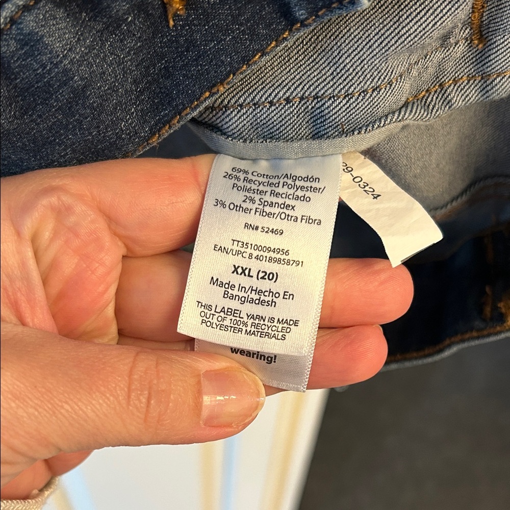 Time and Tru Classic Indigo Denim Jacket - Picture 5 of 5